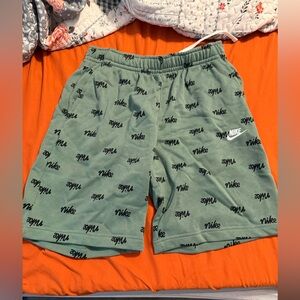 Nike Men's Shorts in Green with Logo Pattern